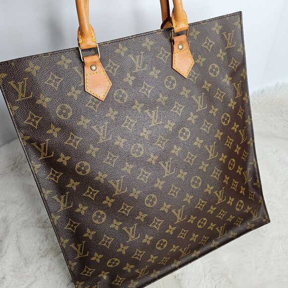 Louis Vuitton Sac Plat MM - Monogram Canvas - Picture 1 of 17